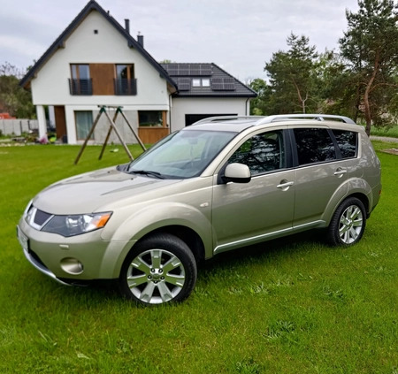 Mitsubishi Outlander cena 27000 przebieg: 252166, rok produkcji 2008 z Józefów małe 121